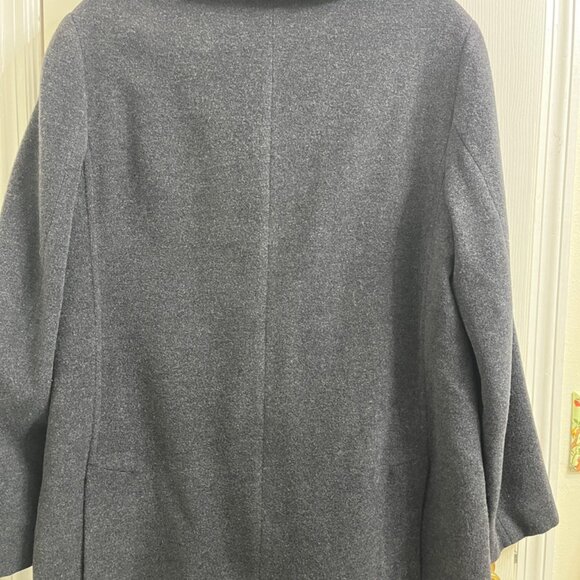 Vintage Benetton Wool Coat w/ Faux Fur Collar — Double Breasted Gray - Picture 6 of 16